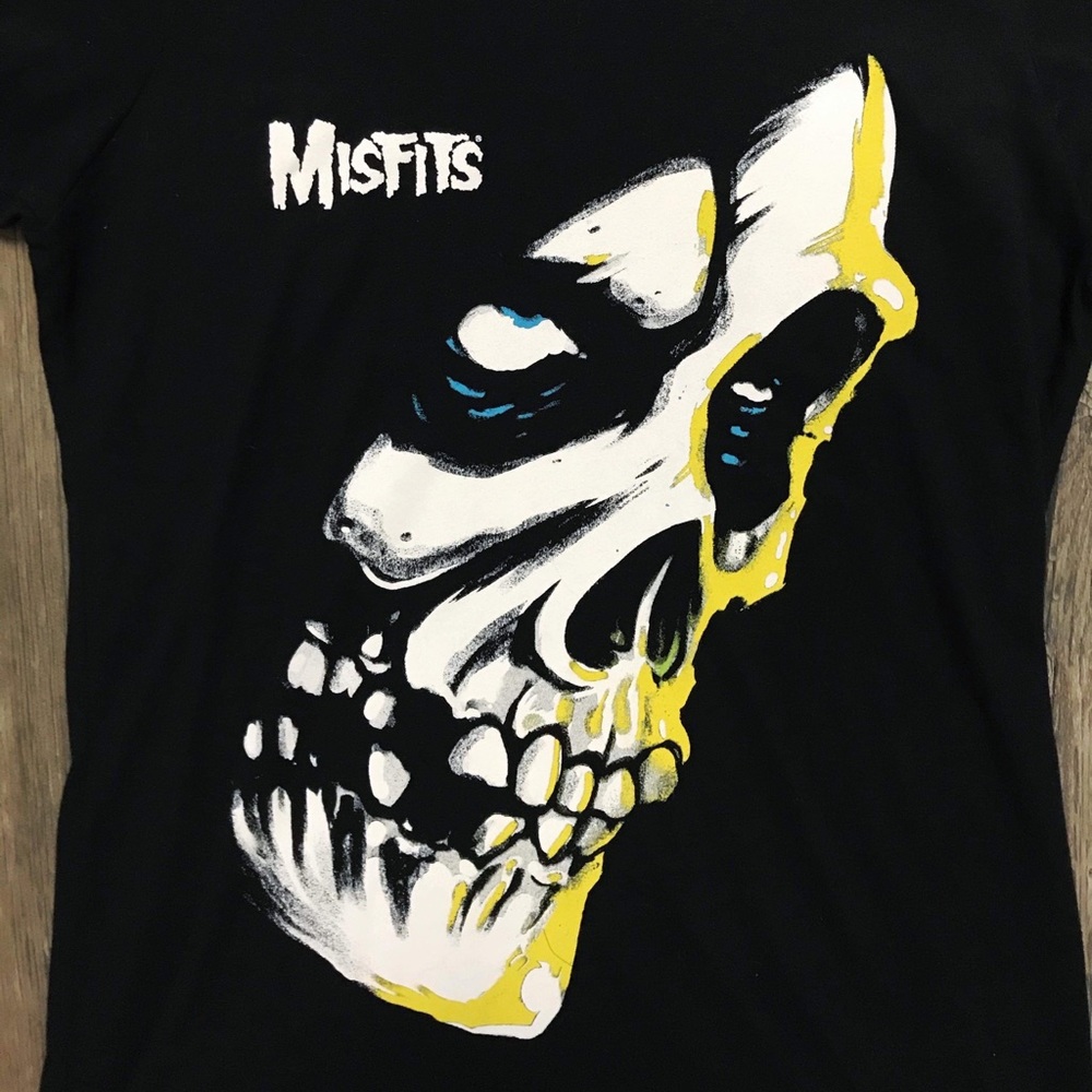 🖤Women’s Misfits Tshirt🖤
